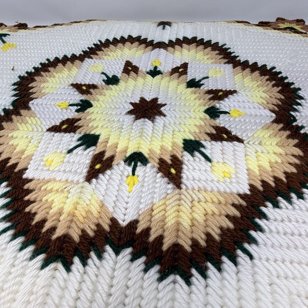 VTG Placemats Quilted Star Needlepoint Set of 4 Retro 70s Kitchen Table TULIPS - Picture 6 of 9
